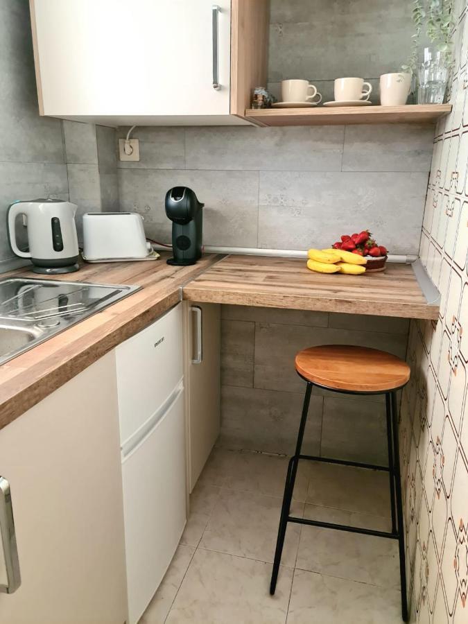 Mayor Apartament In Салоу Экстерьер фото